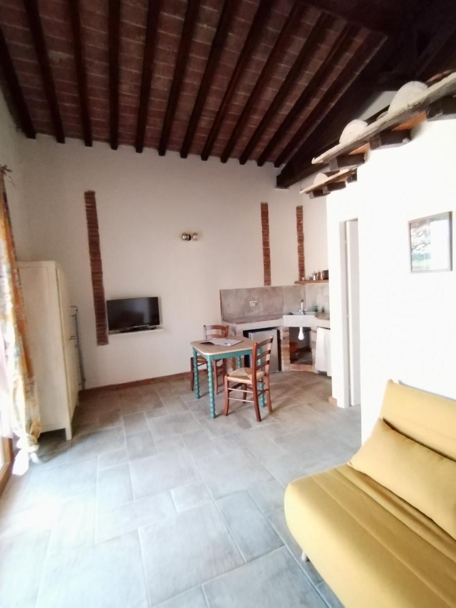 Agriturismo Podere Campaini 볼테라 외부 사진