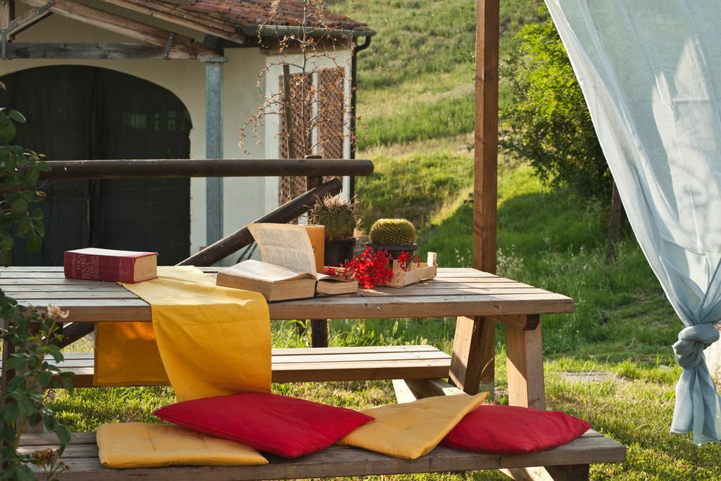 Agriturismo Podere Campaini 볼테라 외부 사진