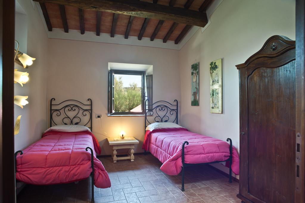 Agriturismo Podere Campaini 볼테라 외부 사진