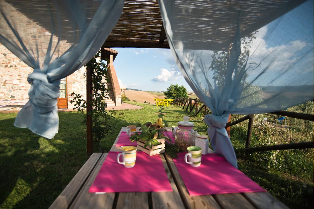 Agriturismo Podere Campaini 볼테라 외부 사진