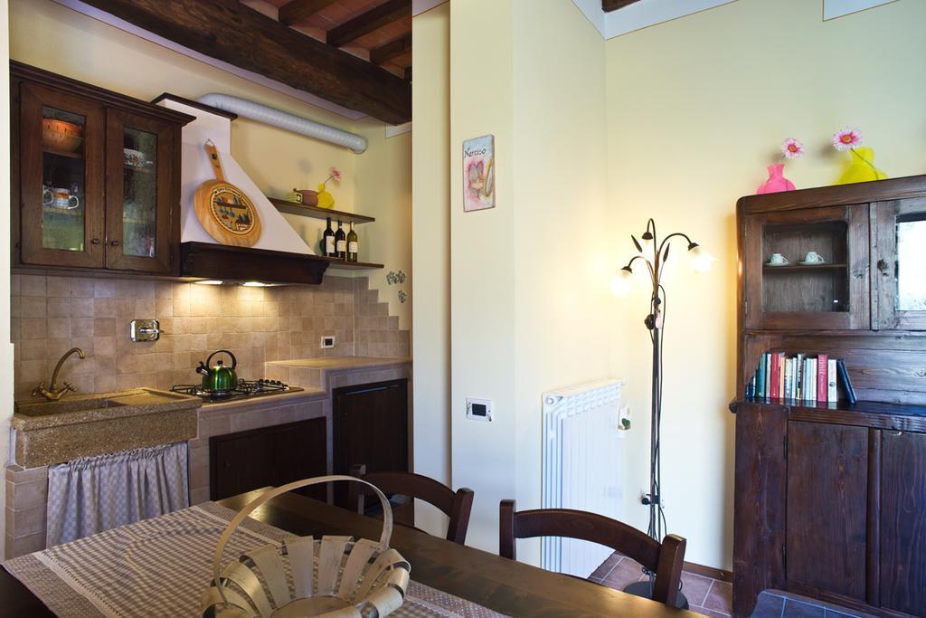 Agriturismo Podere Campaini 볼테라 외부 사진