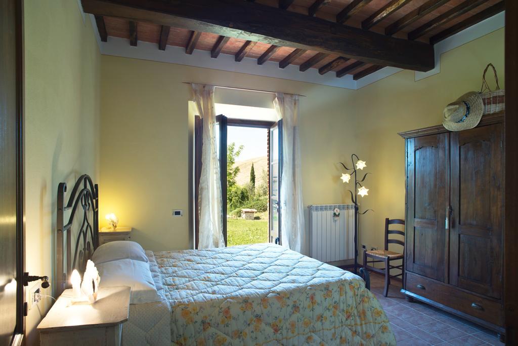 Agriturismo Podere Campaini 볼테라 외부 사진